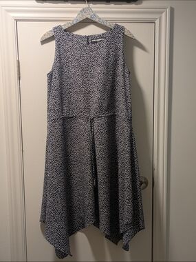 Karl Lagerfeld Navy and White Asymmetrical Sleeveless Dress Size 14